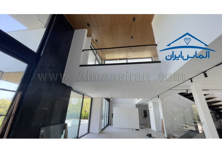 ویلا ساحلی نوساز استخردار 950 متری شهرک خزرشهر شمالی
